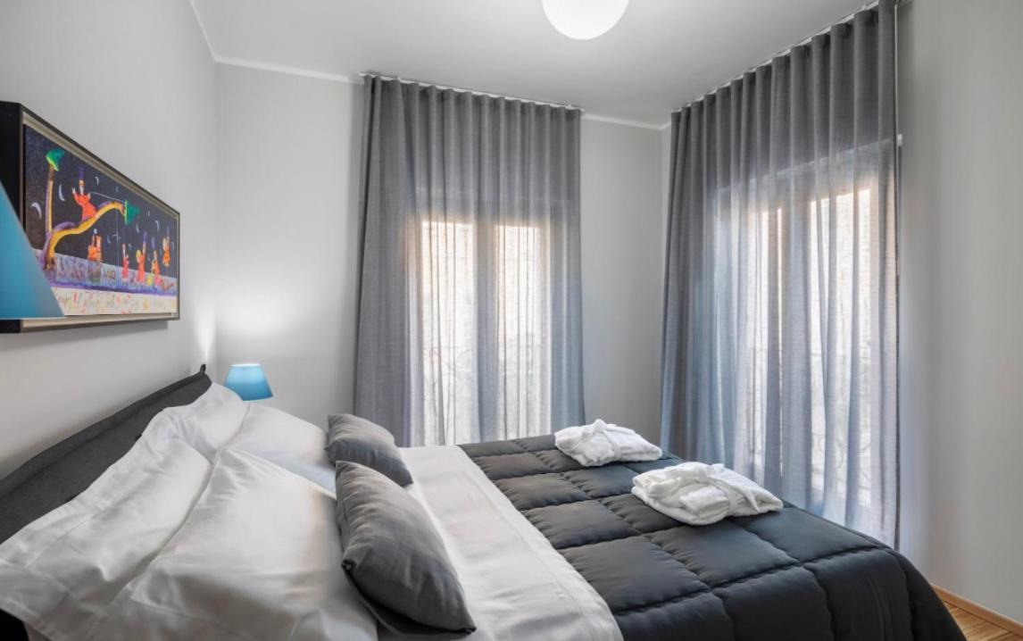 30Cavour Luxury Suites بافيا المظهر الخارجي الصورة