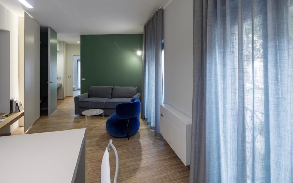 30Cavour Luxury Suites بافيا المظهر الخارجي الصورة