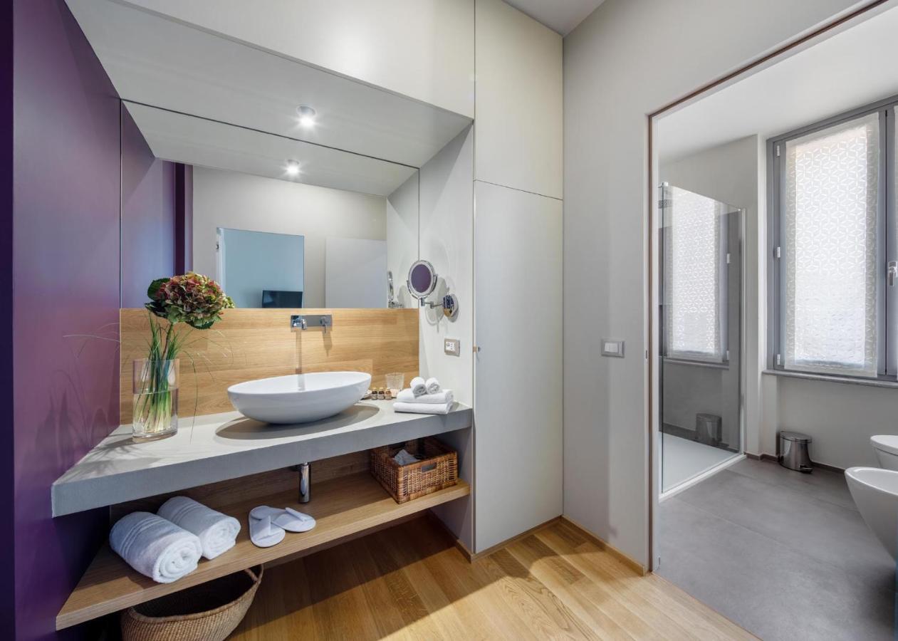 30Cavour Luxury Suites بافيا المظهر الخارجي الصورة