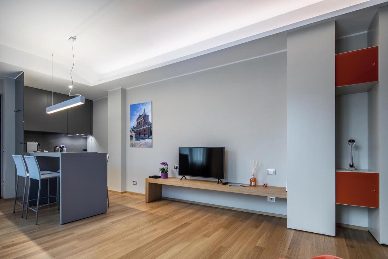 30Cavour Luxury Suites بافيا المظهر الخارجي الصورة