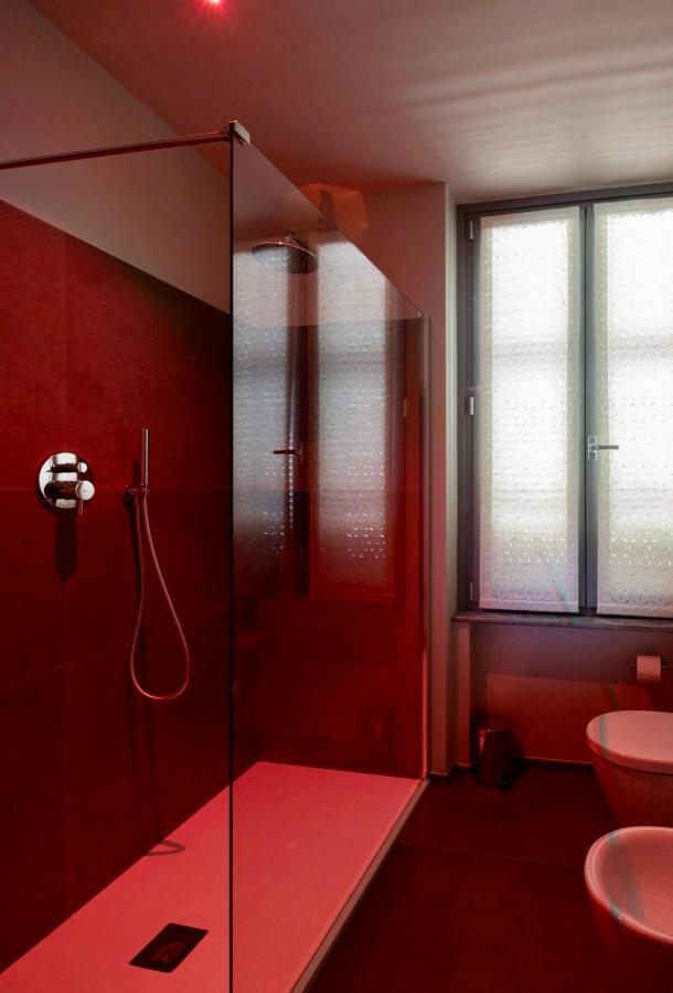 30Cavour Luxury Suites بافيا المظهر الخارجي الصورة