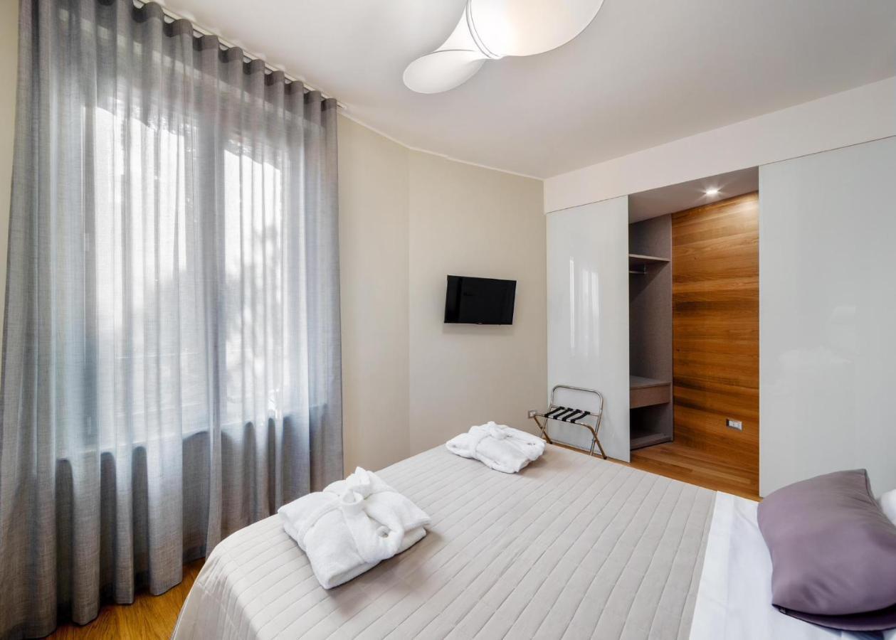 30Cavour Luxury Suites بافيا المظهر الخارجي الصورة